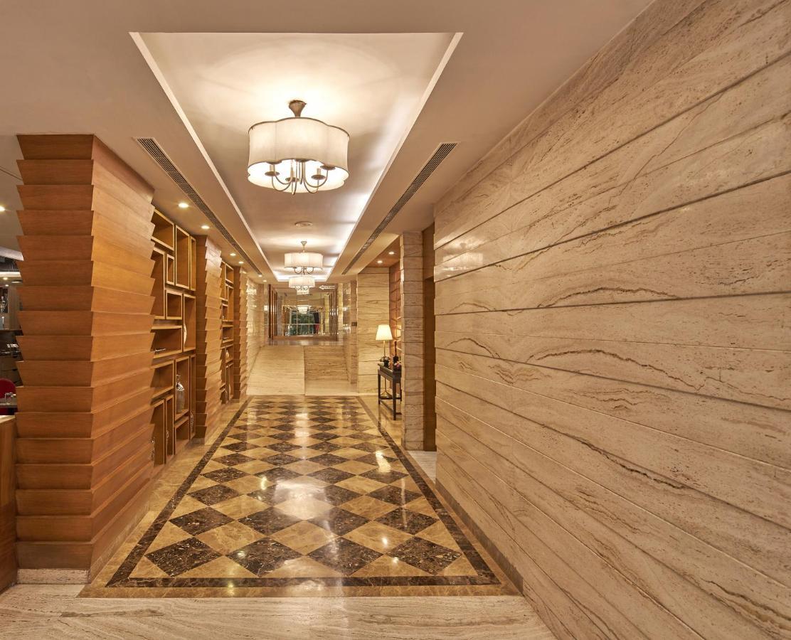 Royal Orchid Central Grazia, Navi Mumbai Eksteriør billede