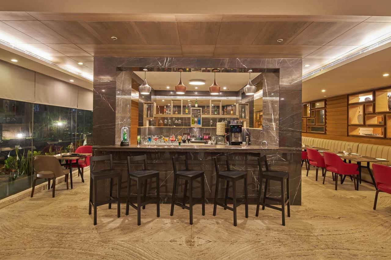 Royal Orchid Central Grazia, Navi Mumbai Eksteriør billede