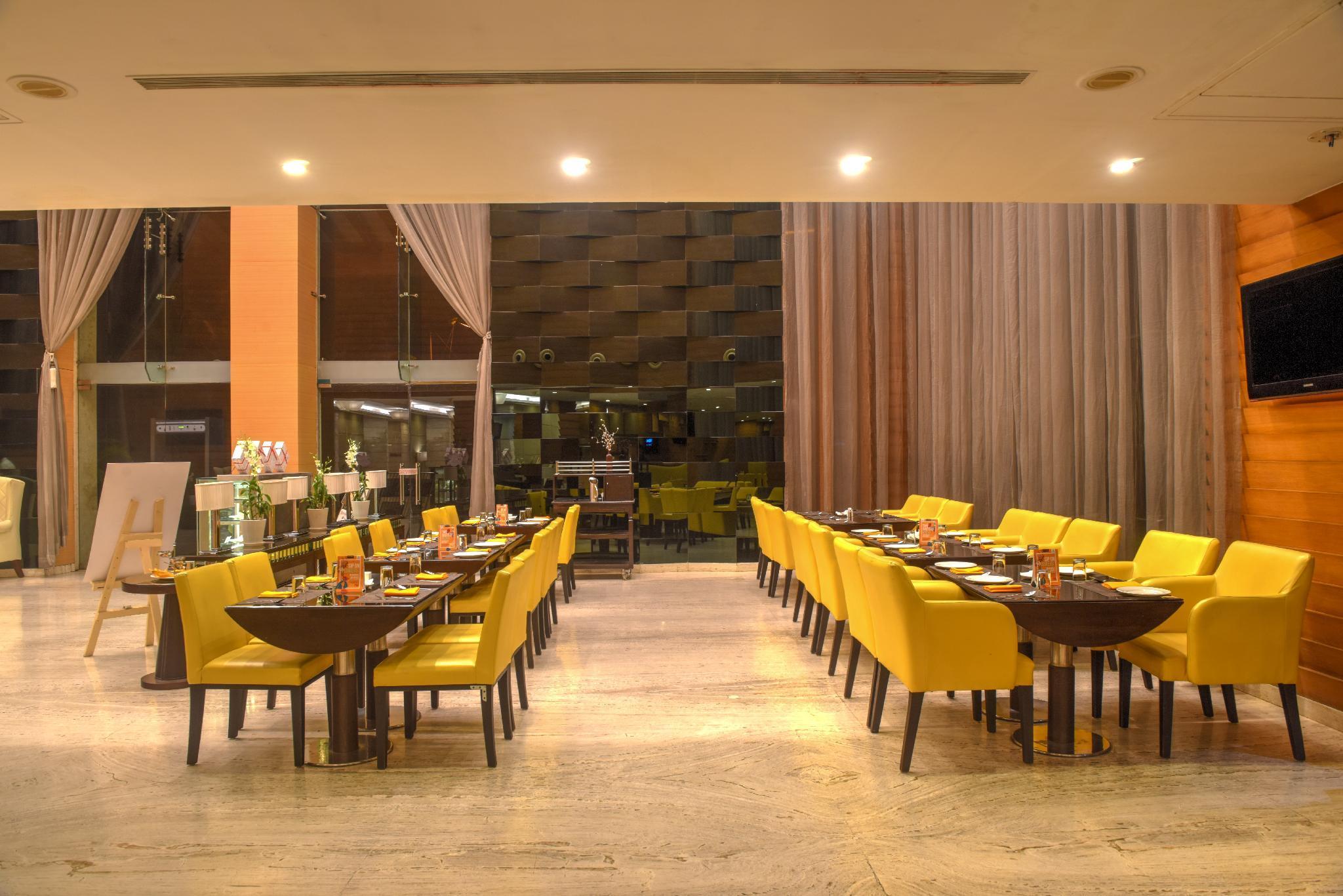 Royal Orchid Central Grazia, Navi Mumbai Eksteriør billede